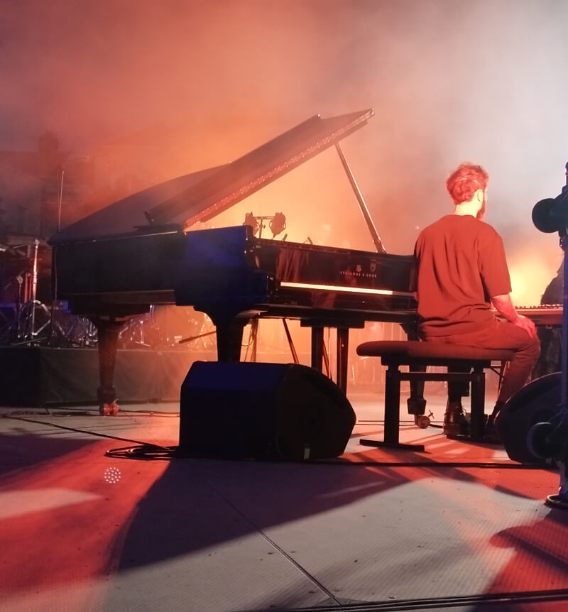 Livraison de pianos + accord pour vos concerts